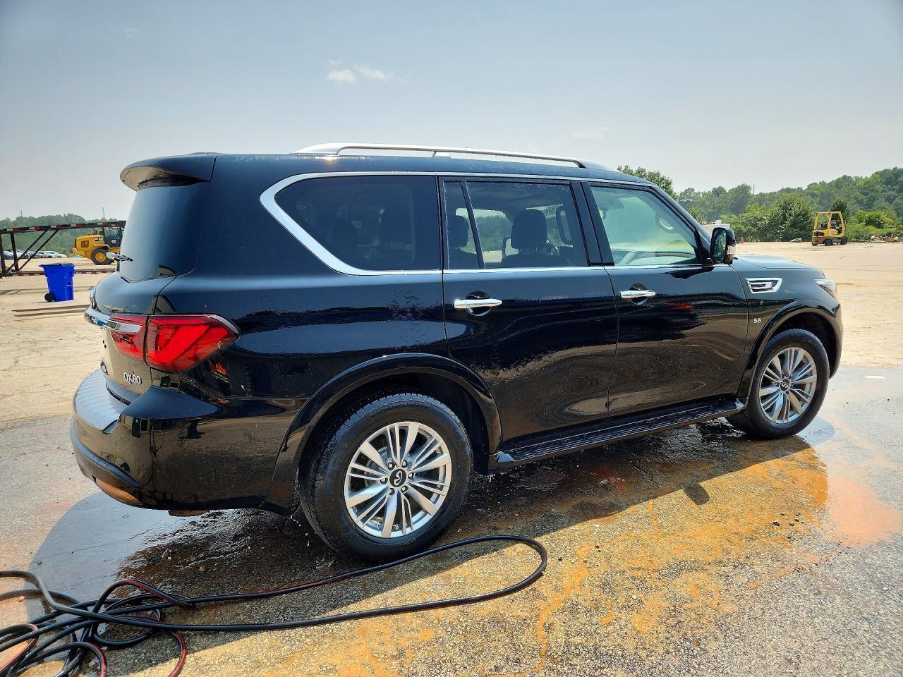 2019 Infiniti Qx80 Luxe - Image 3