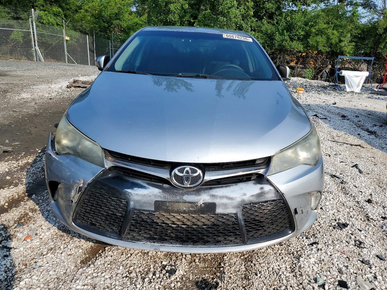 2016 Toyota Camry Se - Image 5