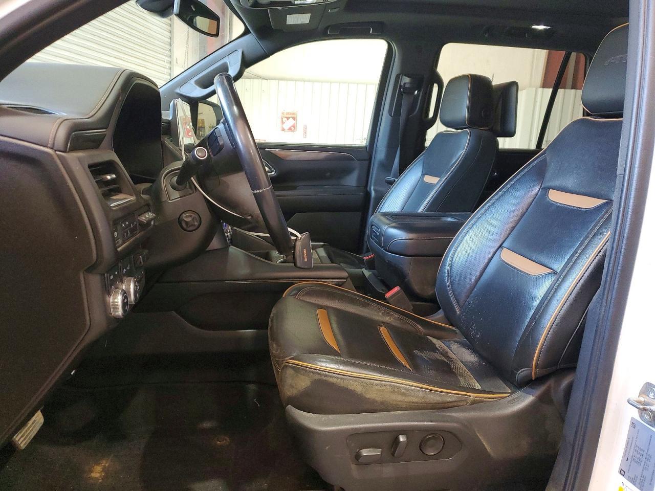 2021 GMC Yukon At4 - Фото 7