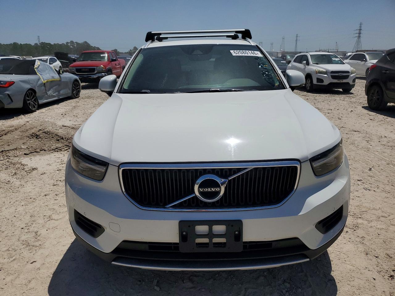 2019 Volvo Xc40 T5 Momentum - Image 5