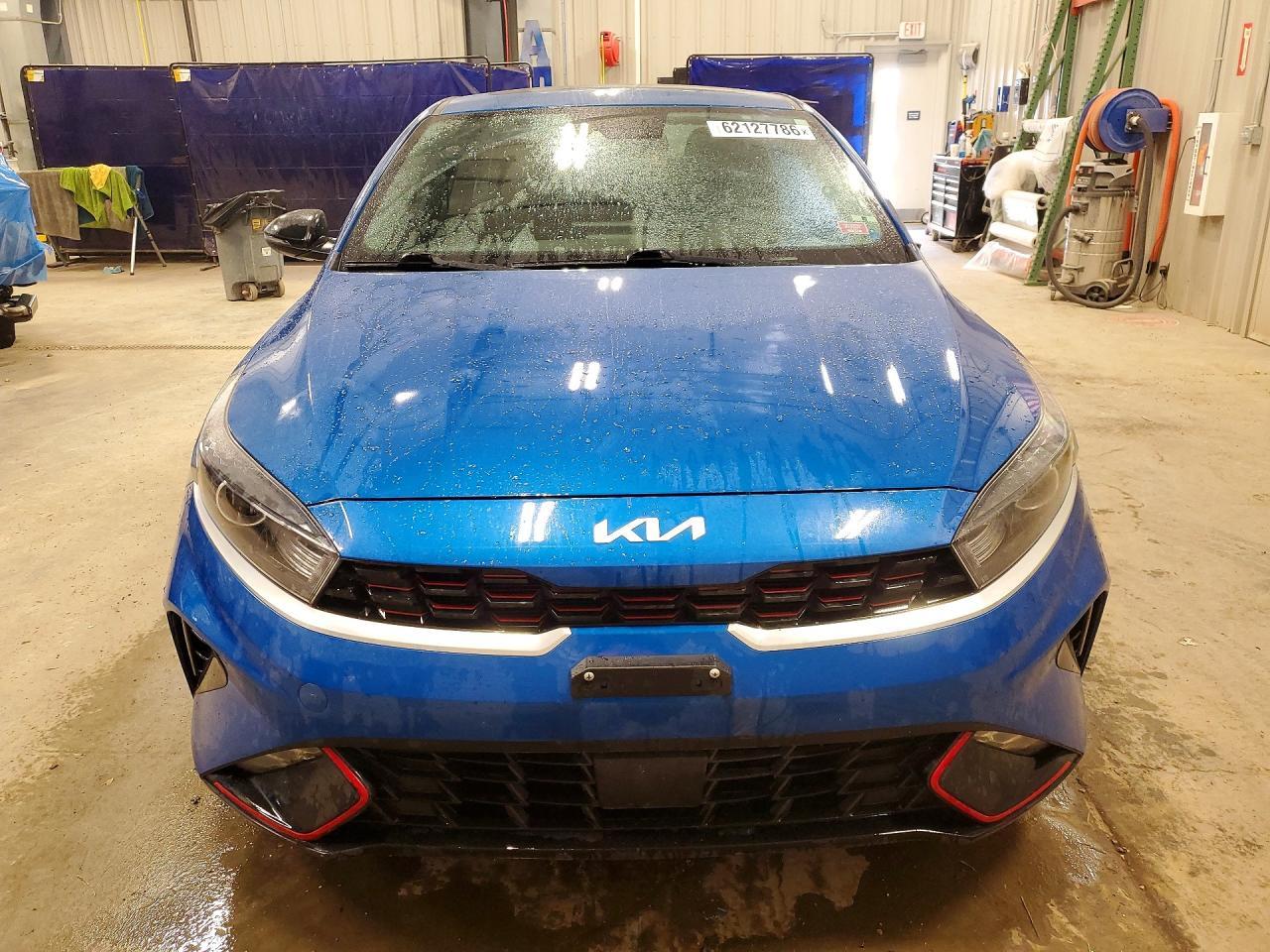 2023 Kia Forte Gt Line - Image 5