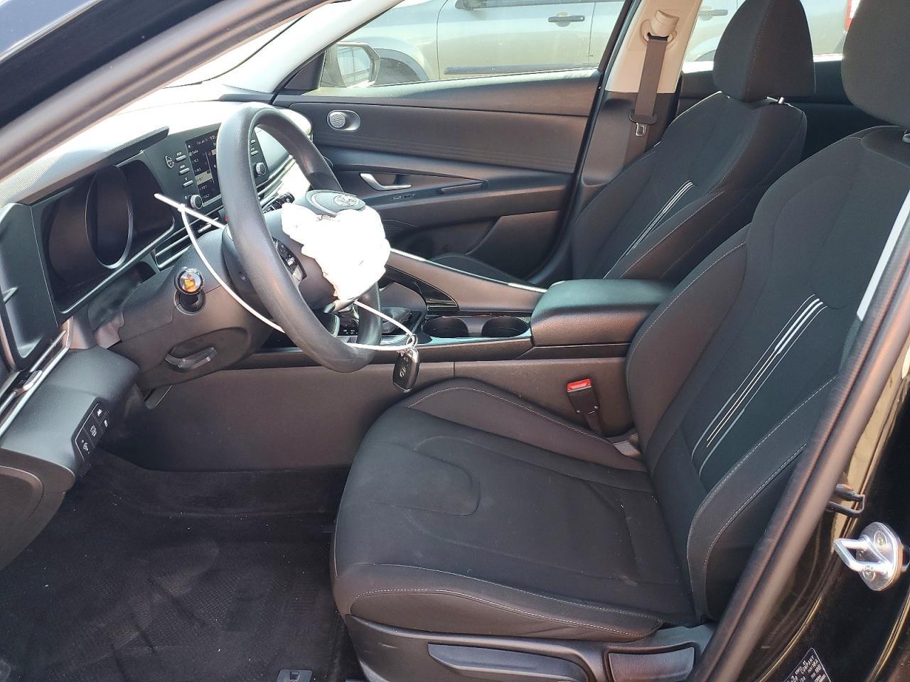 2022 Hyundai Elantra Blue - Фото 7