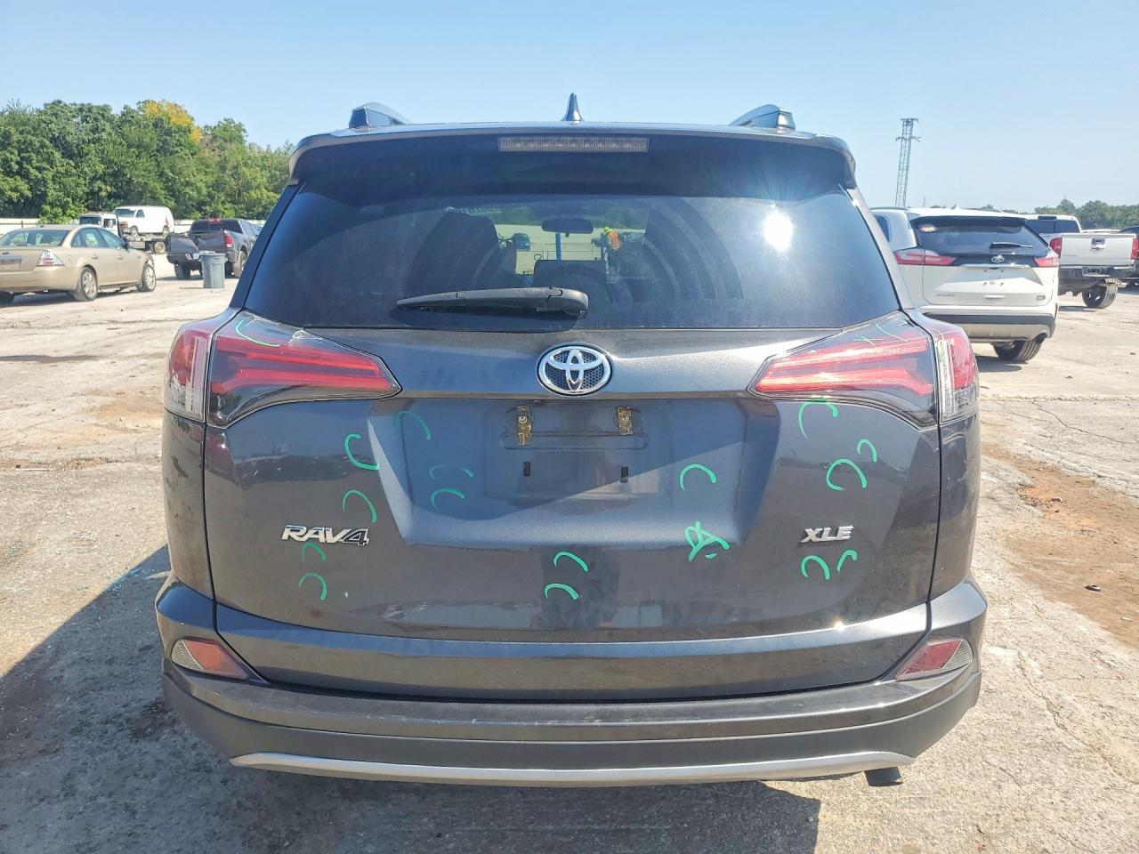 2018 Toyota Rav4 Xle - Фото 6
