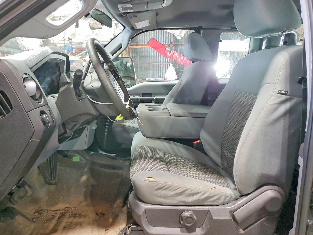2015 Ford F250 Super Duty - Фото 7