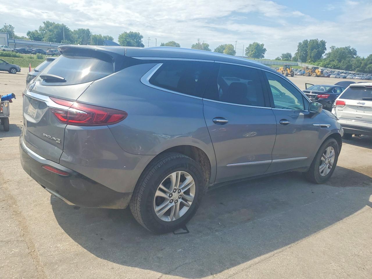 2019 Buick Enclave Essence - Фото 3
