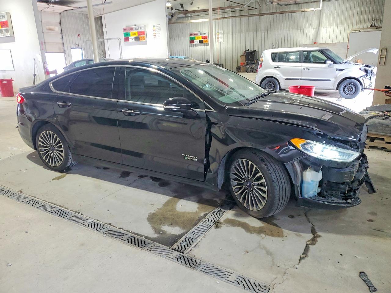 2017 Ford Fusion Se Phev - Фото 4