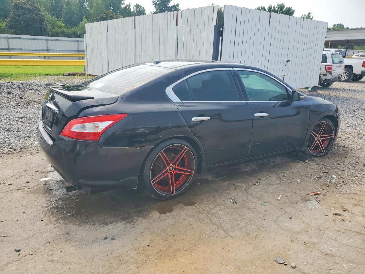 2011 Nissan Maxima 3.5 S - Фото 3