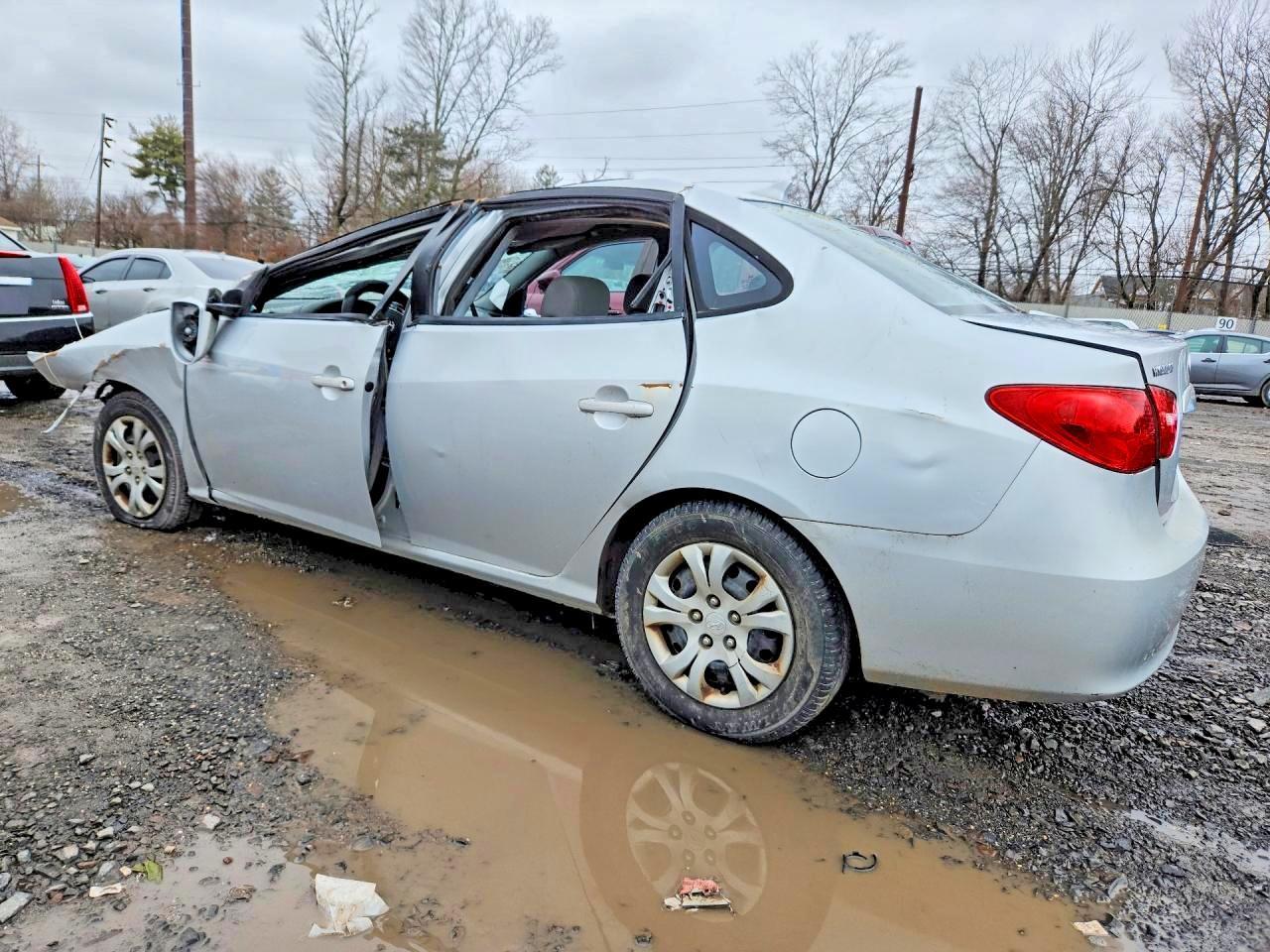 2009 Hyundai Elantra Gls - Image 2