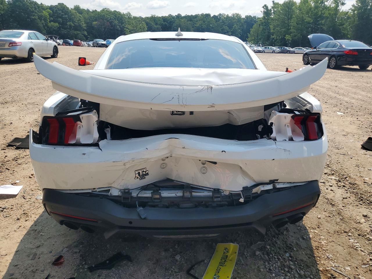 2024 Ford Mustang Gt - Фото 6