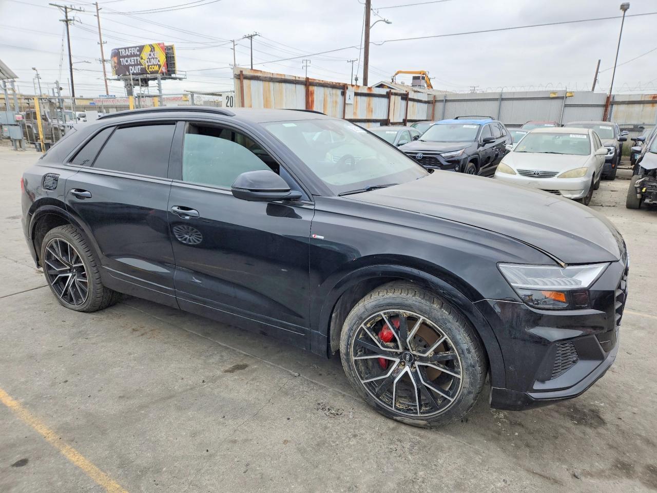 2020 Audi Q8 Premium Plus S-Line - Фото 4