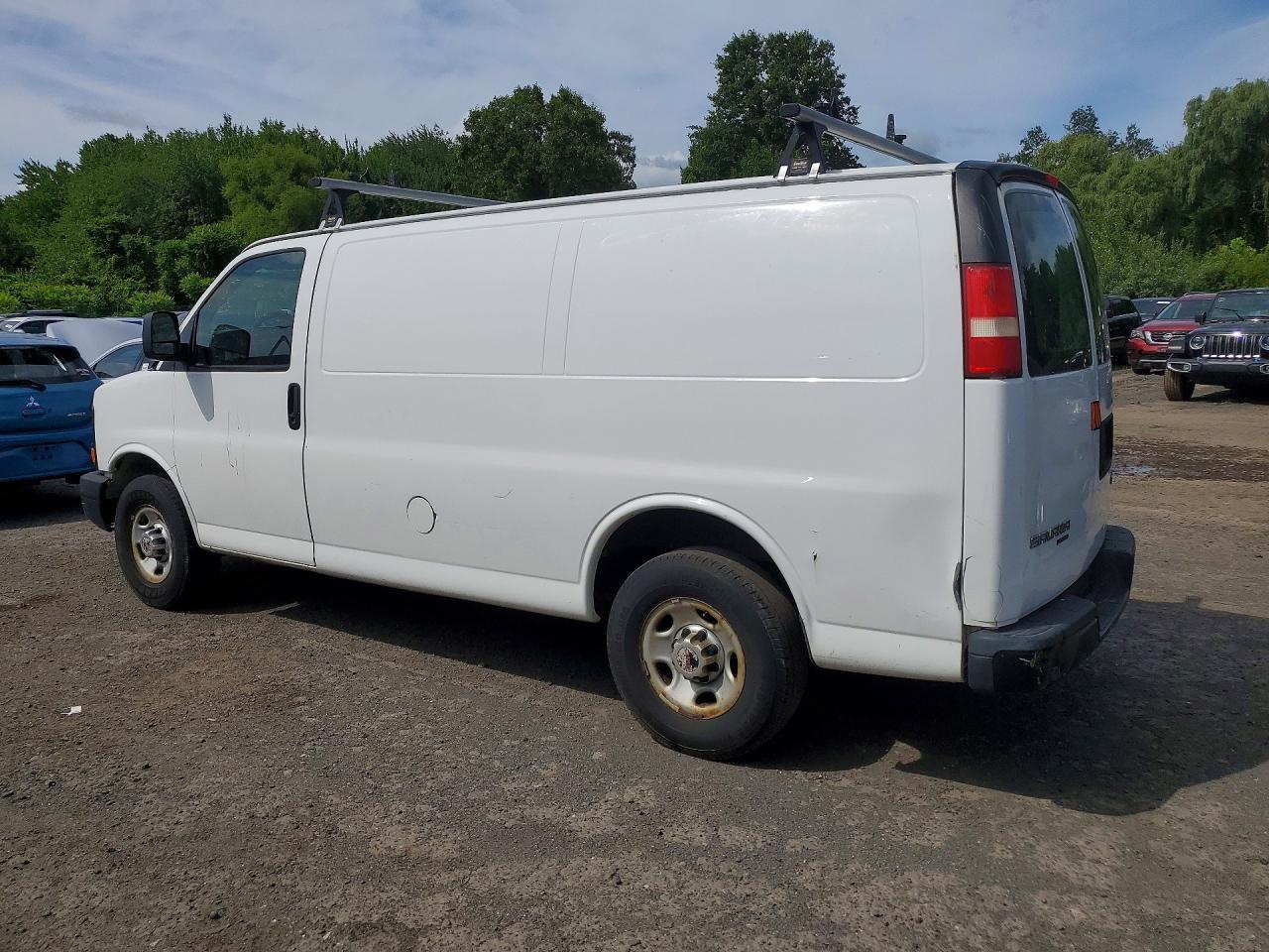2014 GMC Savana G2500 - Фото 2