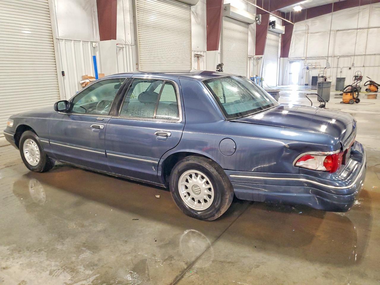 1997 Mercury Grand Marquis Ls - Image 2