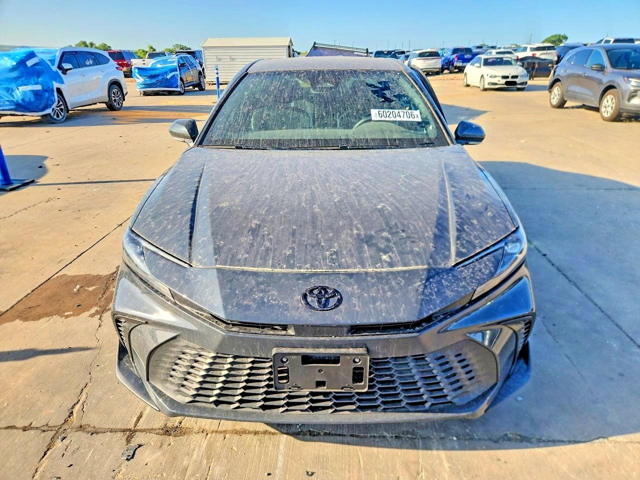 2025 Toyota Camry Se - Image 5
