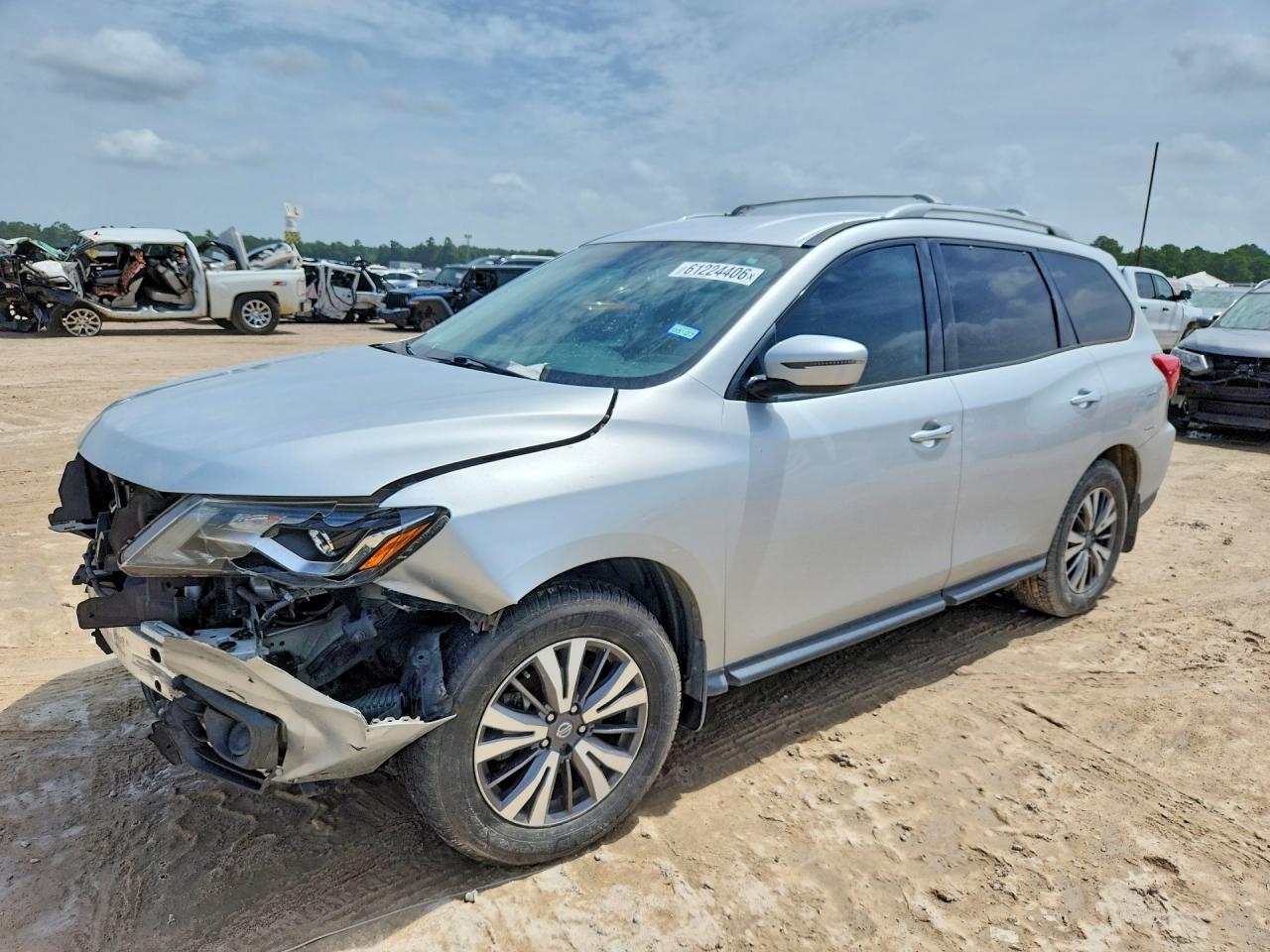 2020 Nissan Pathfinder S