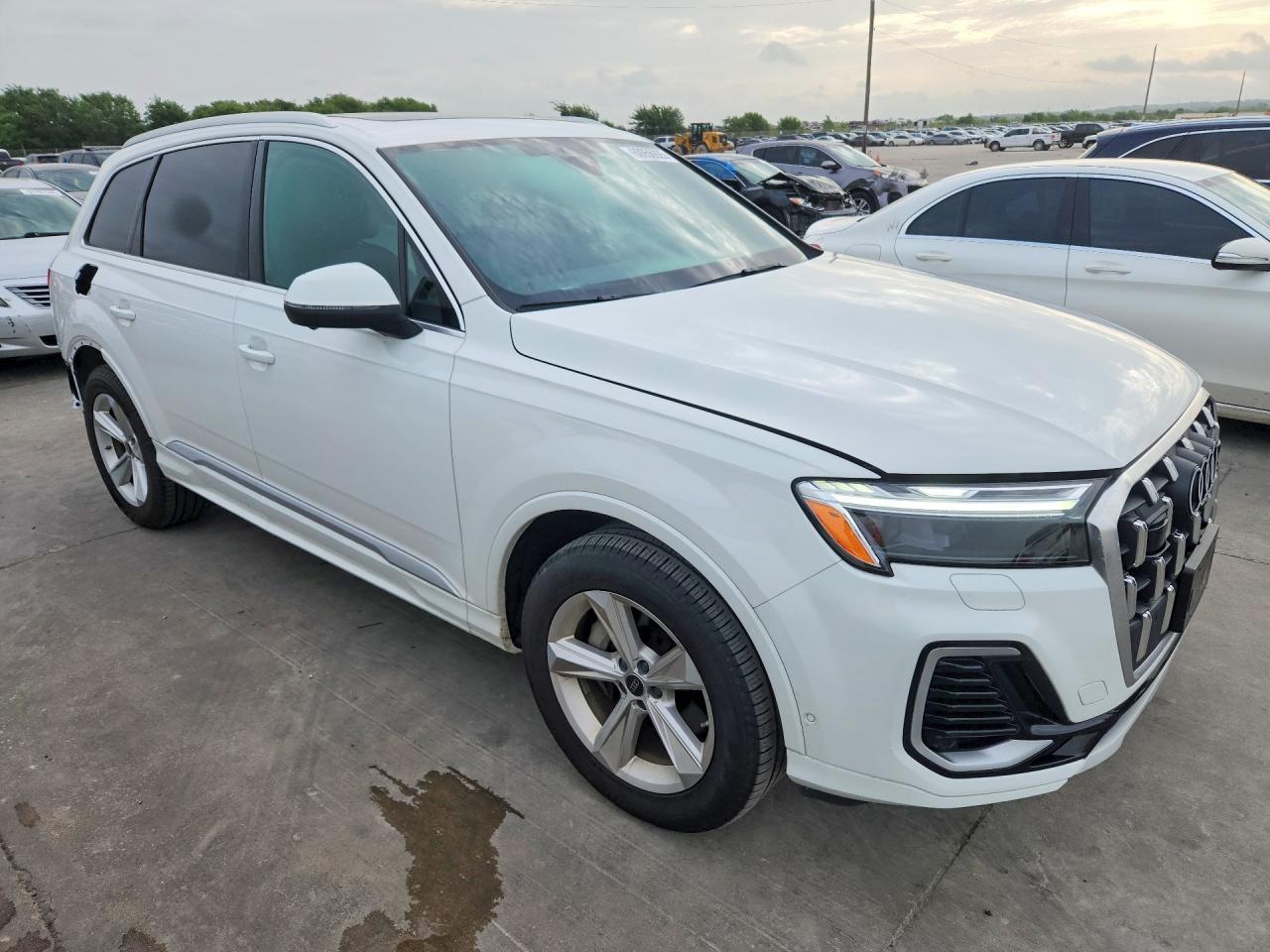 2025 Audi Q7 Premium - Фото 4