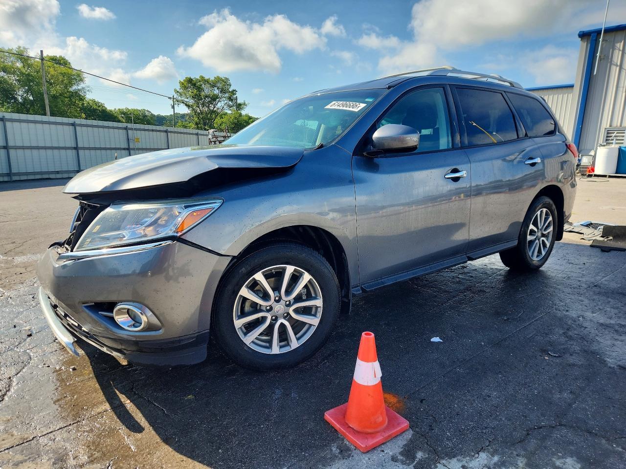 2015 Nissan Pathfinder Sv