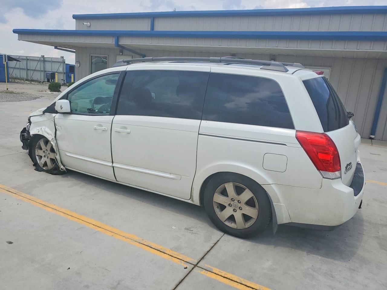 2004 Nissan Quest 3.5 S - Image 2