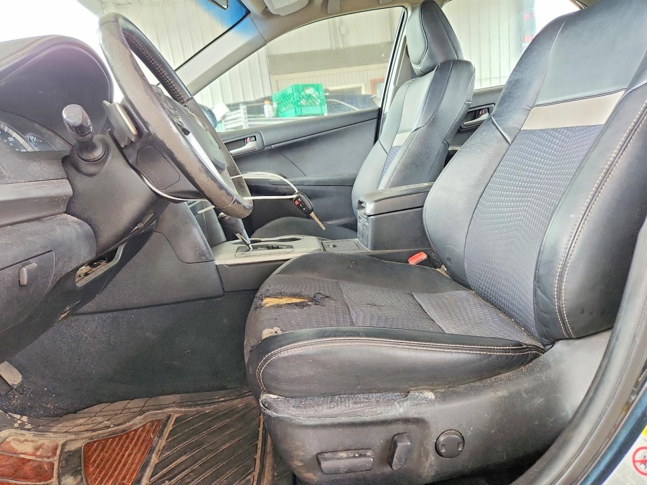2012 Toyota Camry Se - Image 7