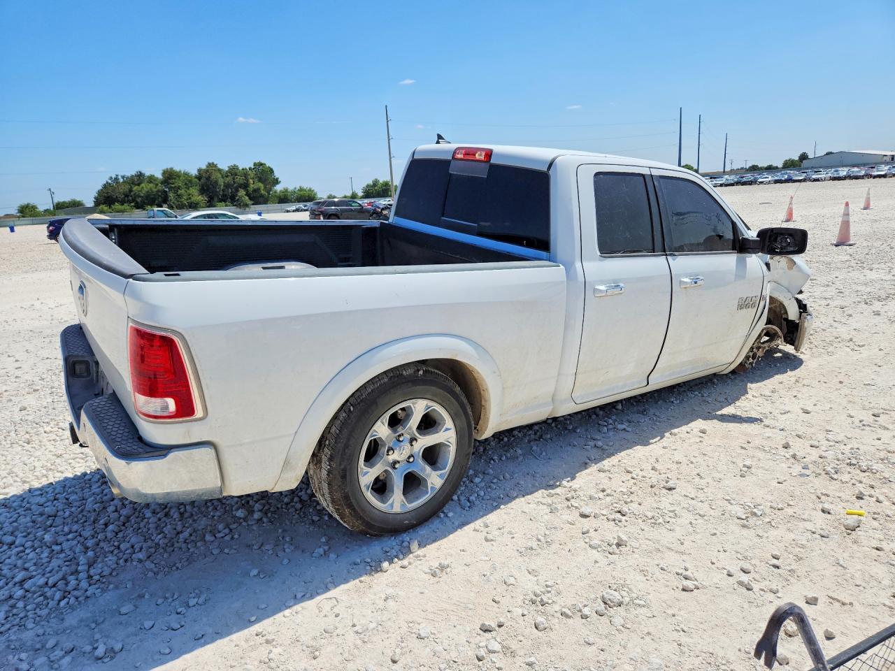 2018 Ram 1500 Laramie - Image 3