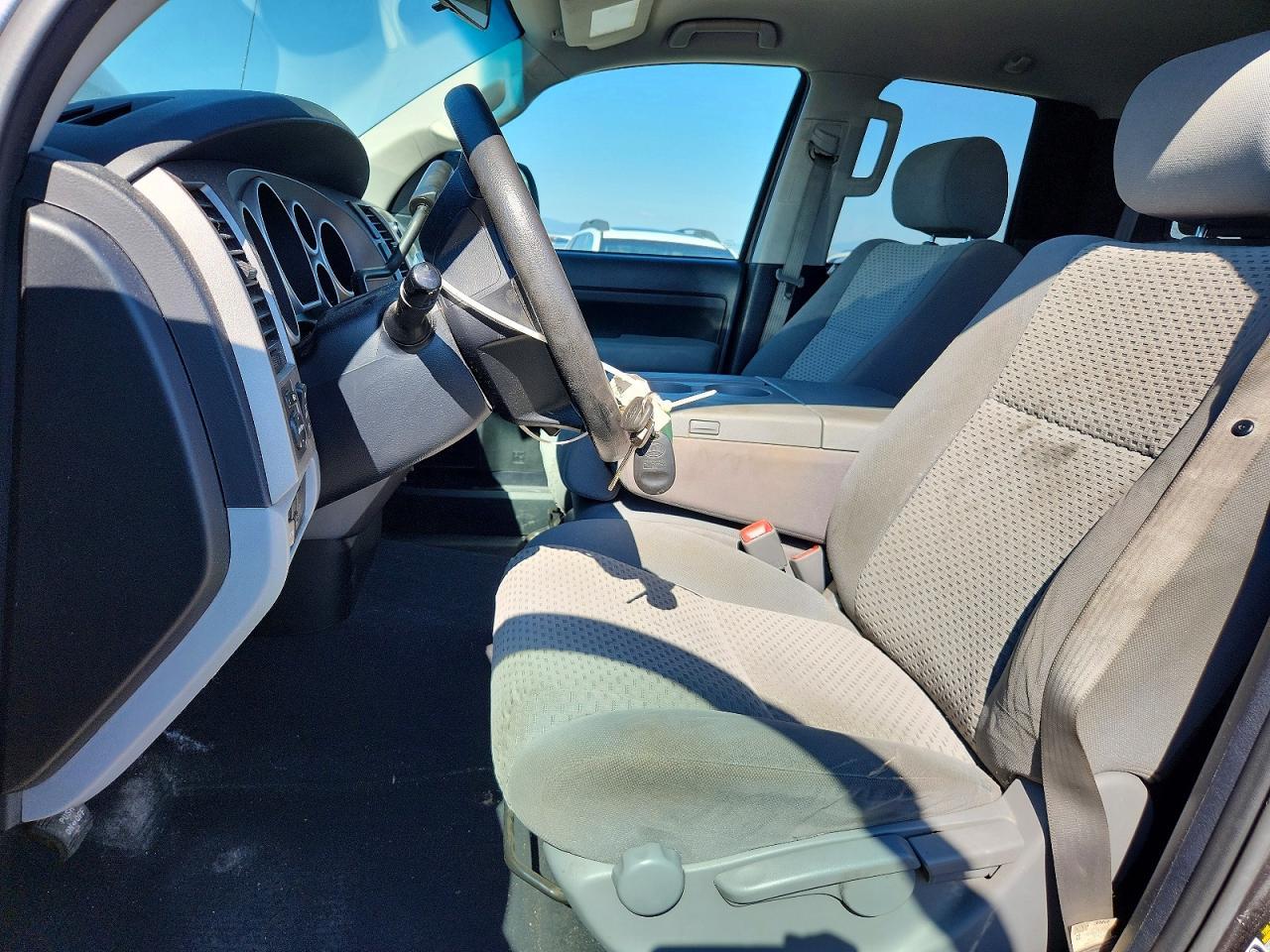 2012 Toyota Tundra Double Cab Sr5 - Image 7