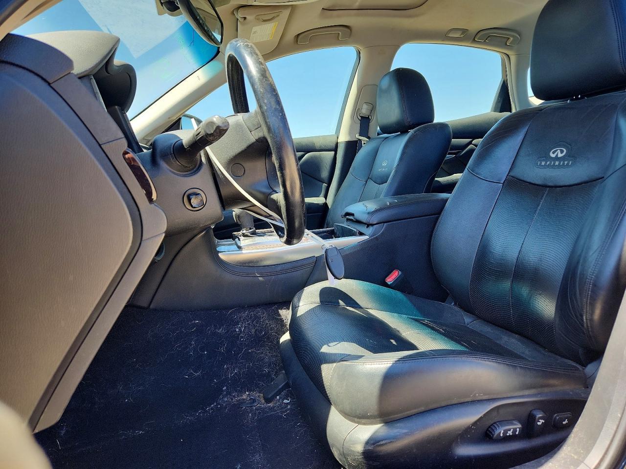 2011 Infiniti M37 X - Image 7