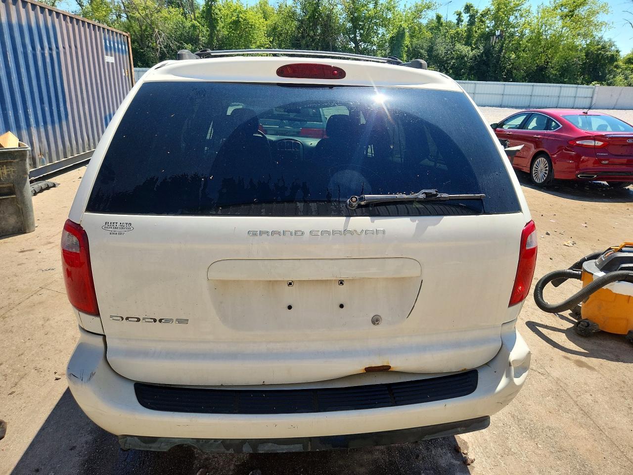 2005 Dodge Grand Caravan Se - Image 6