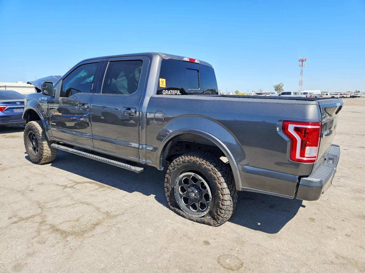 2016 Ford F150 Supercrew - Фото 2