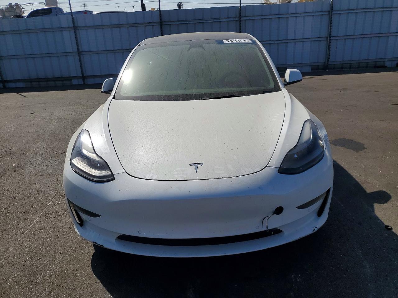 2022 Tesla Model 3 - Image 5