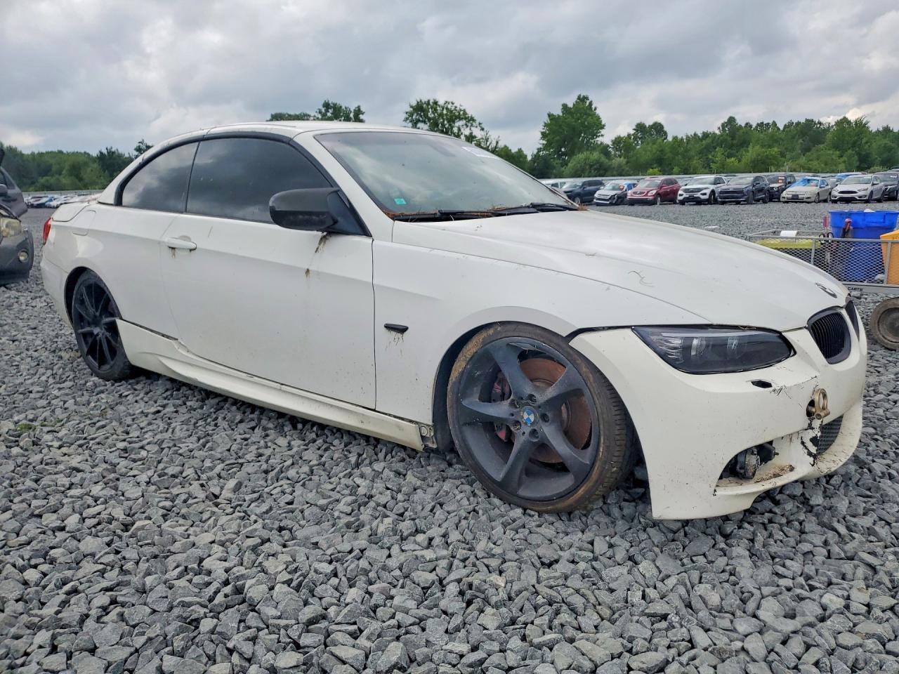 2010 BMW 335 I - Image 4