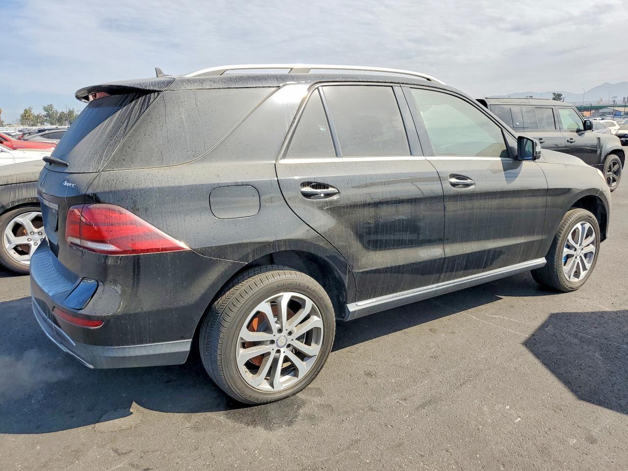 2017 Mercedes-Benz Gle 550E 4Matic - Image 3