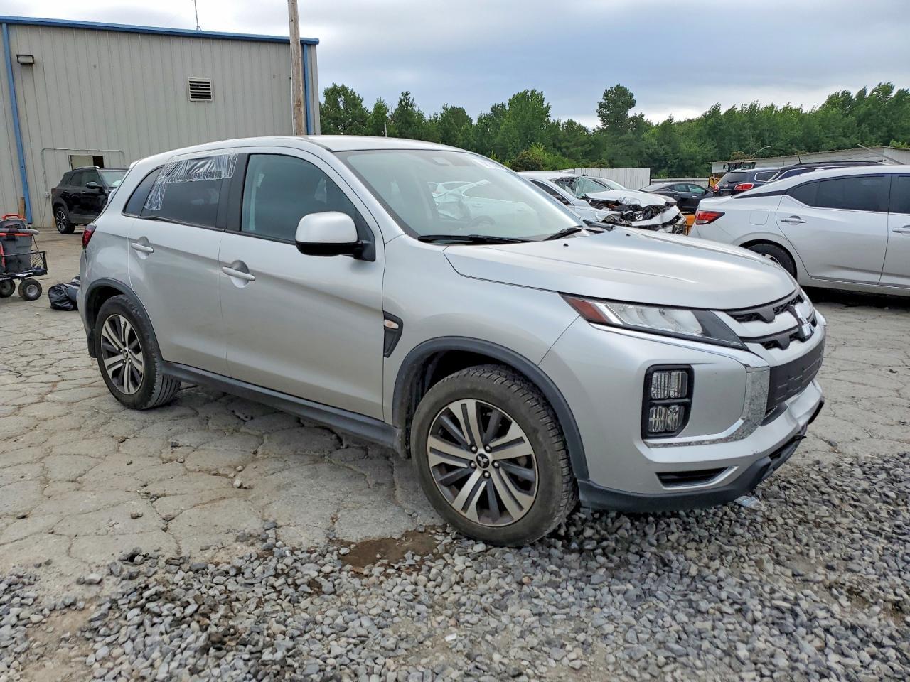 2022 Mitsubishi Outlander Sport Es - Image 4