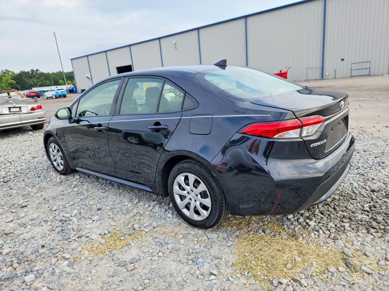 2022 Toyota Corolla Le - Фото 2