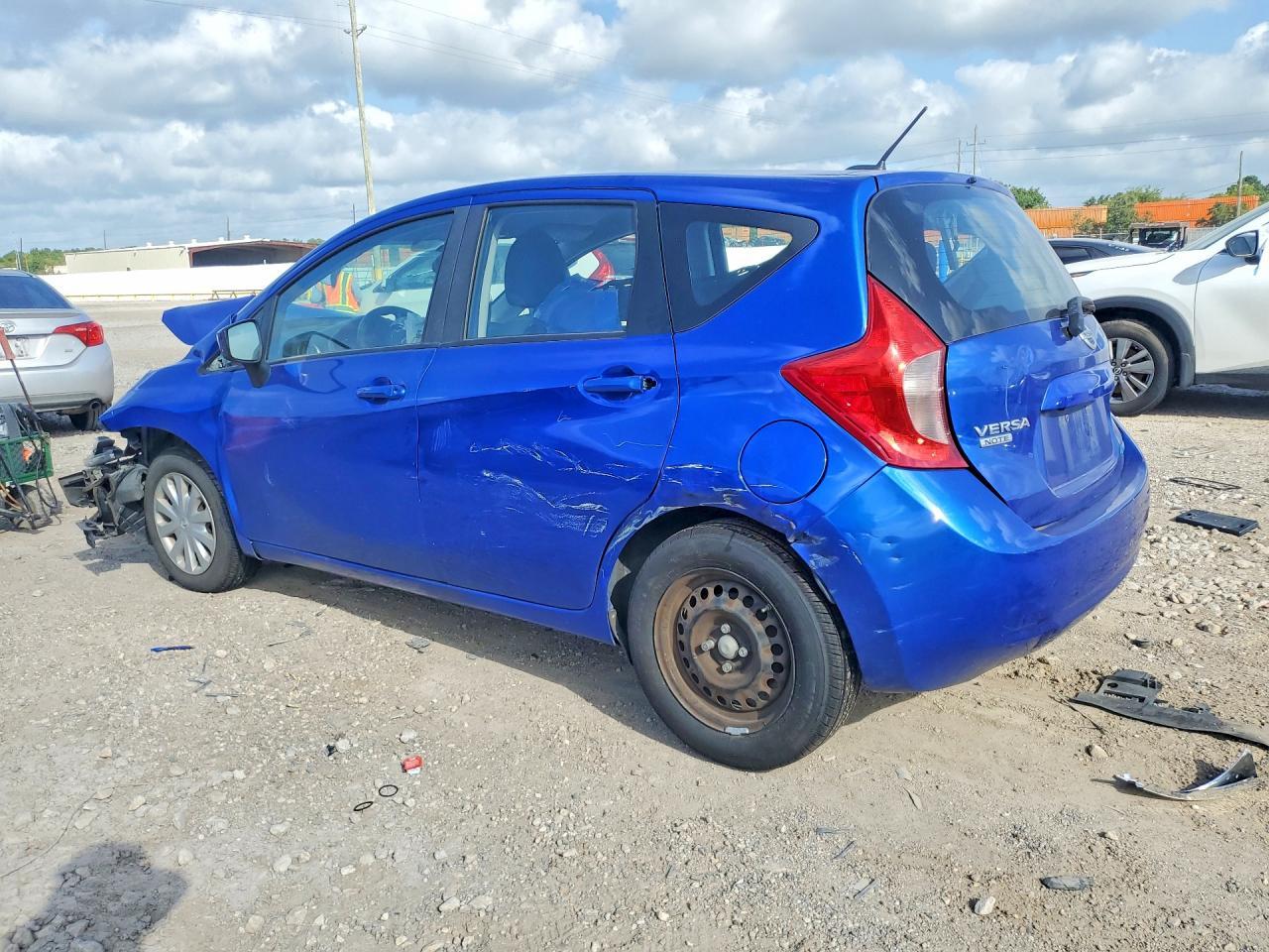 2016 Nissan Versa Note Sv - Фото 2
