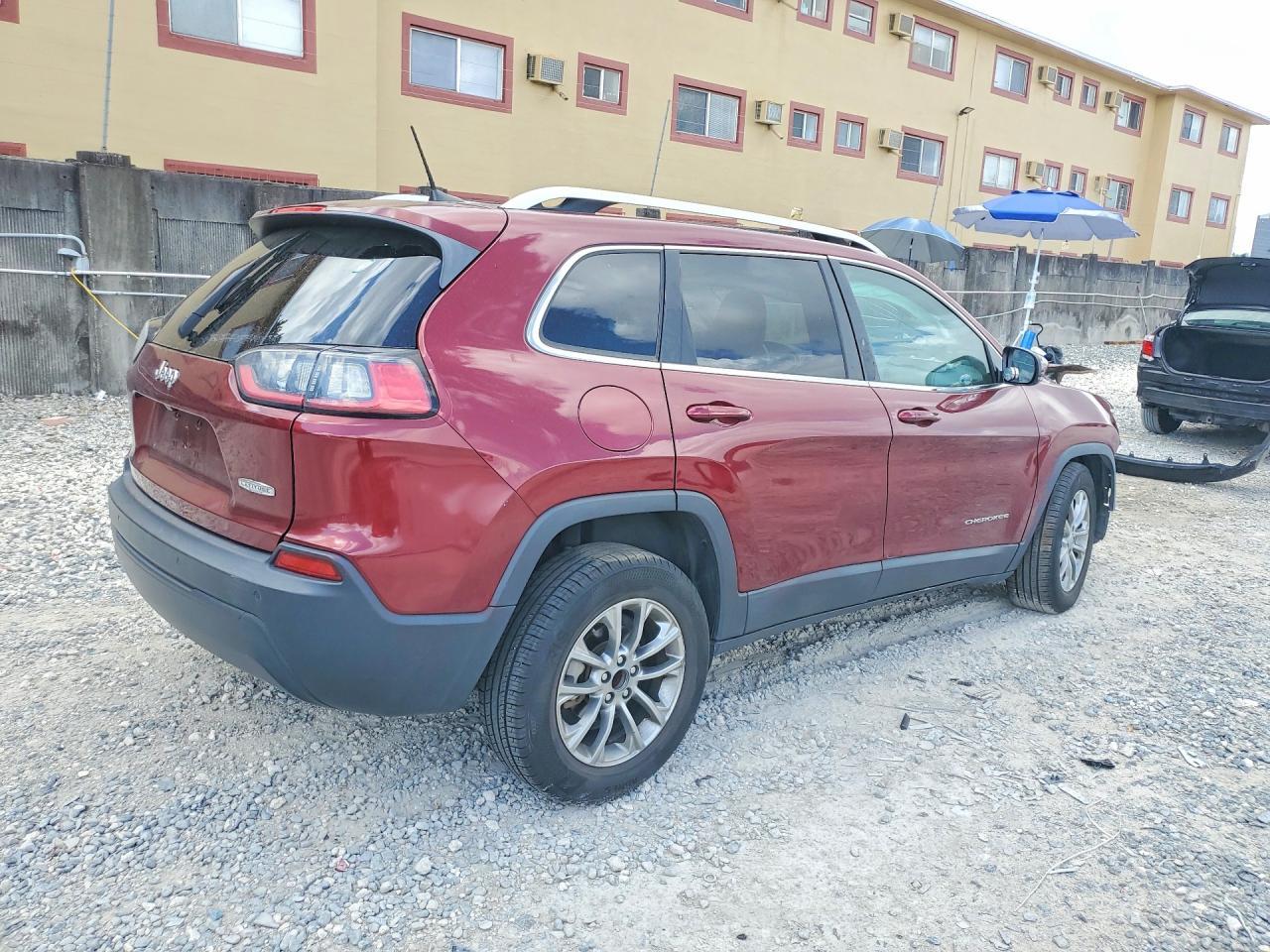 2019 Jeep Cherokee Latitude Plus - Фото 3
