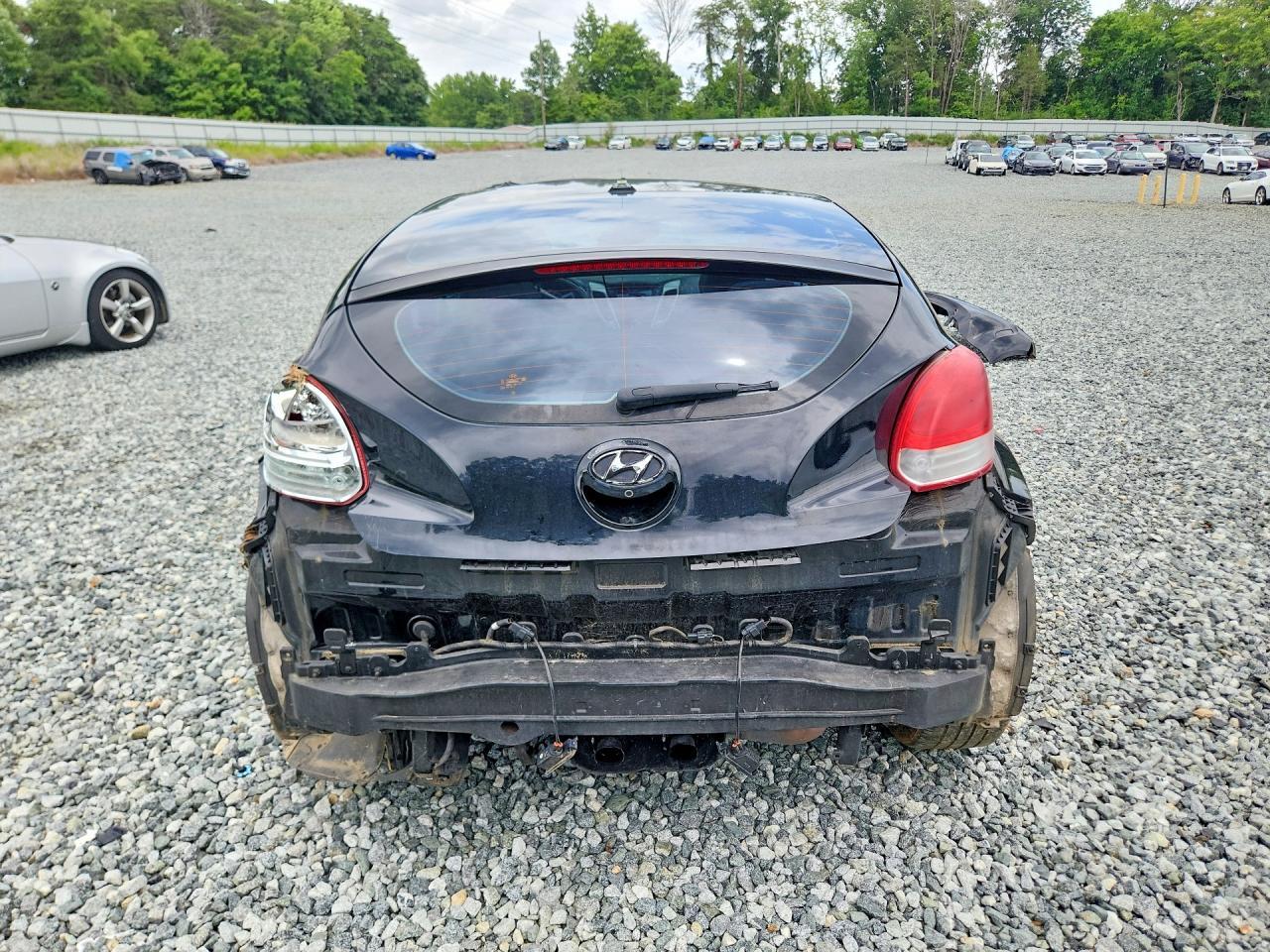 2017 Hyundai Veloster Value Edition - Image 6