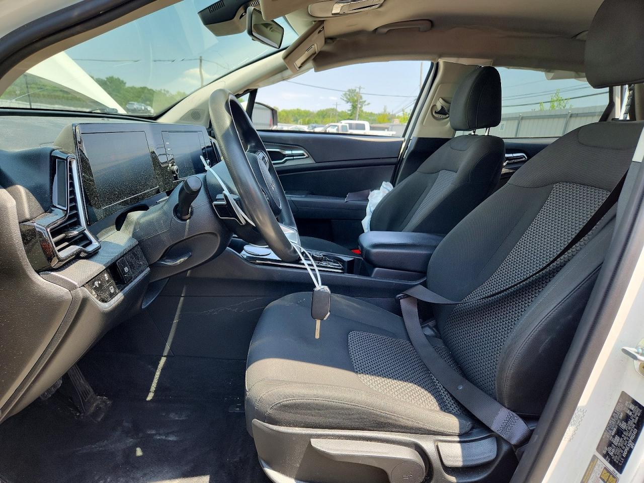 2023 Kia Sportage Lx - Image 7