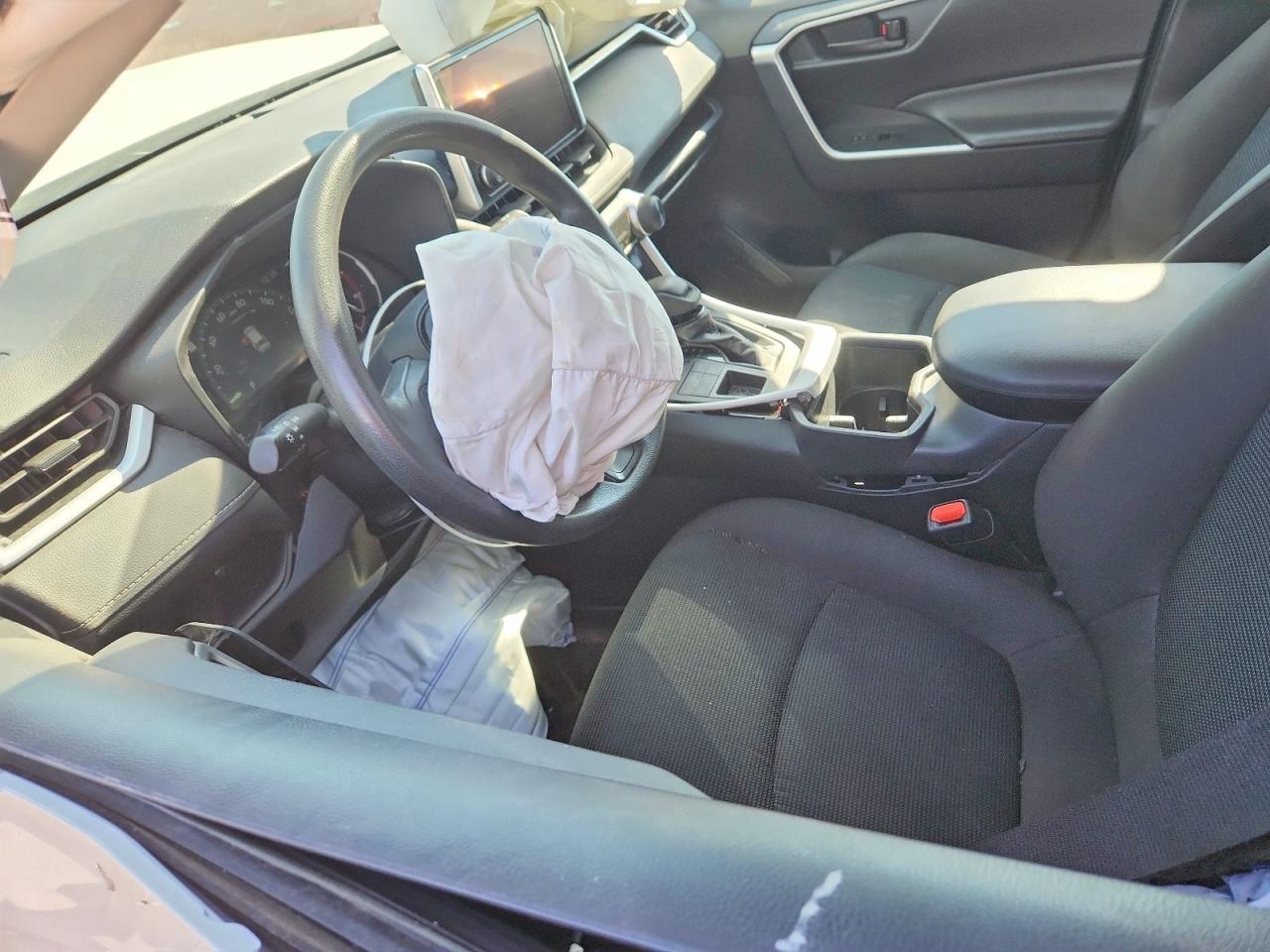 2024 Toyota Rav4 Le - Фото 7