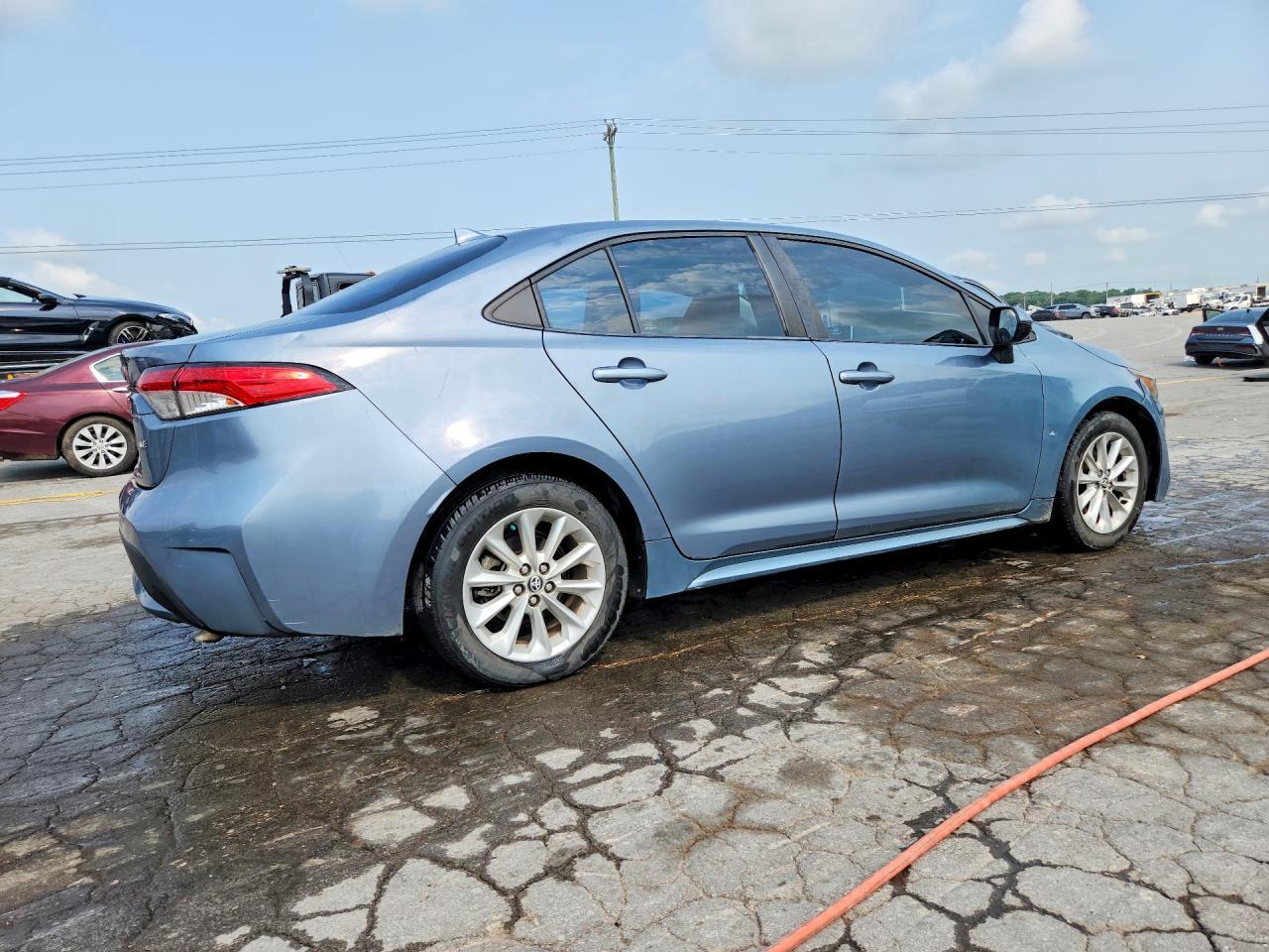 2020 Toyota Corolla Le - Фото 3