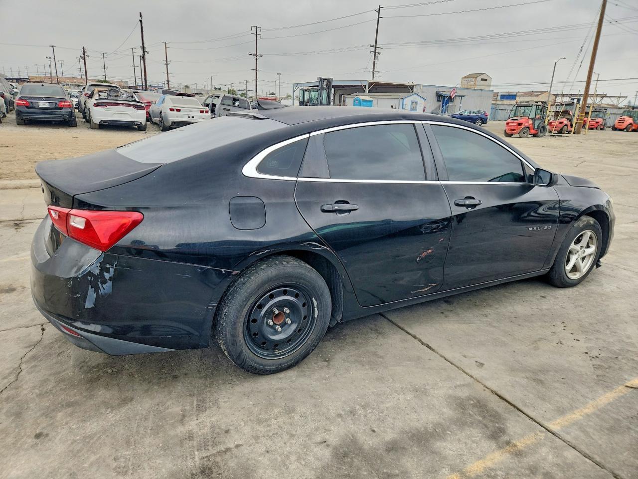 2017 Chevrolet Malibu Ls - Фото 3