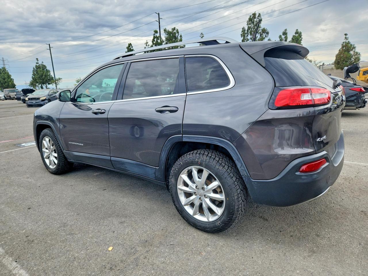 2016 Jeep Cherokee Limited - Фото 2