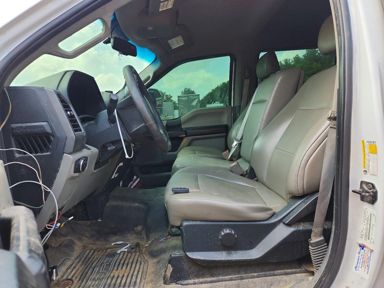 2017 Ford F350 Super Duty - Фото 7