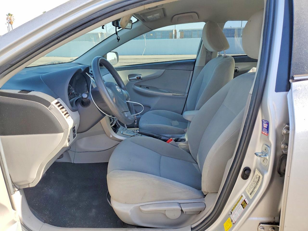 2013 Toyota Corolla - Фото 7