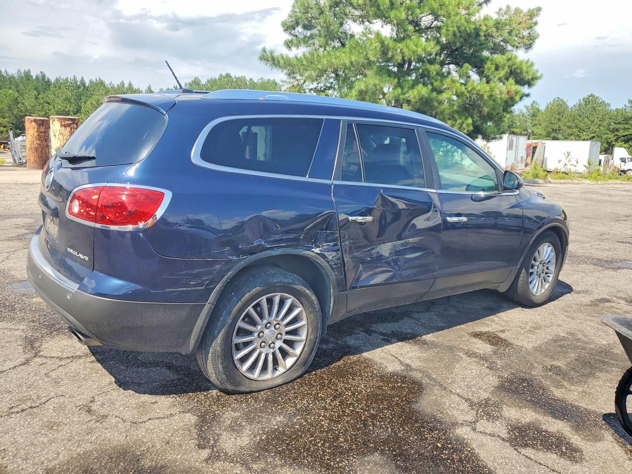 2012 Buick Enclave - Image 3