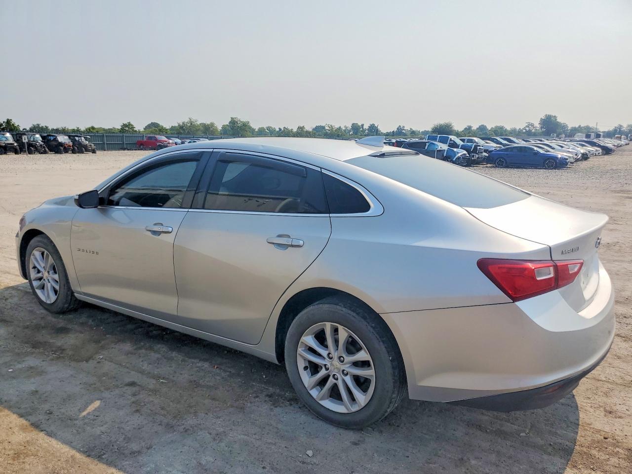 2018 Chevrolet Malibu Lt - Фото 2