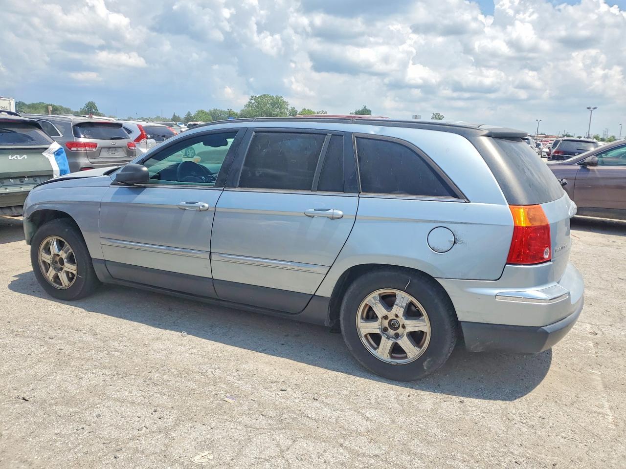 2004 Chrysler Pacifica - Фото 2