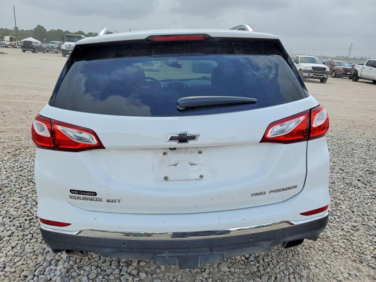 2019 Chevrolet Equinox Premier - Image 6
