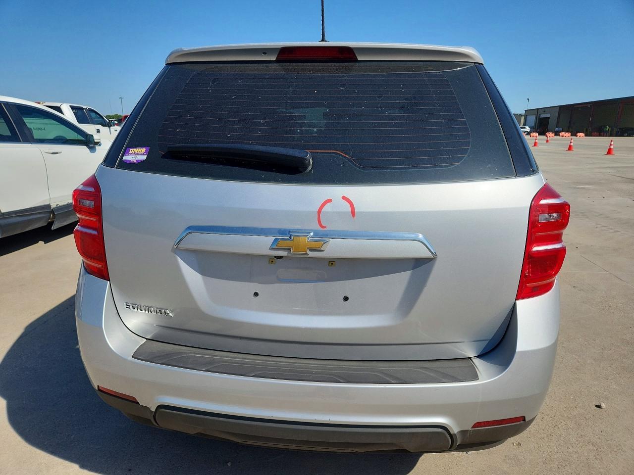 2017 Chevrolet Equinox Ls - Image 6