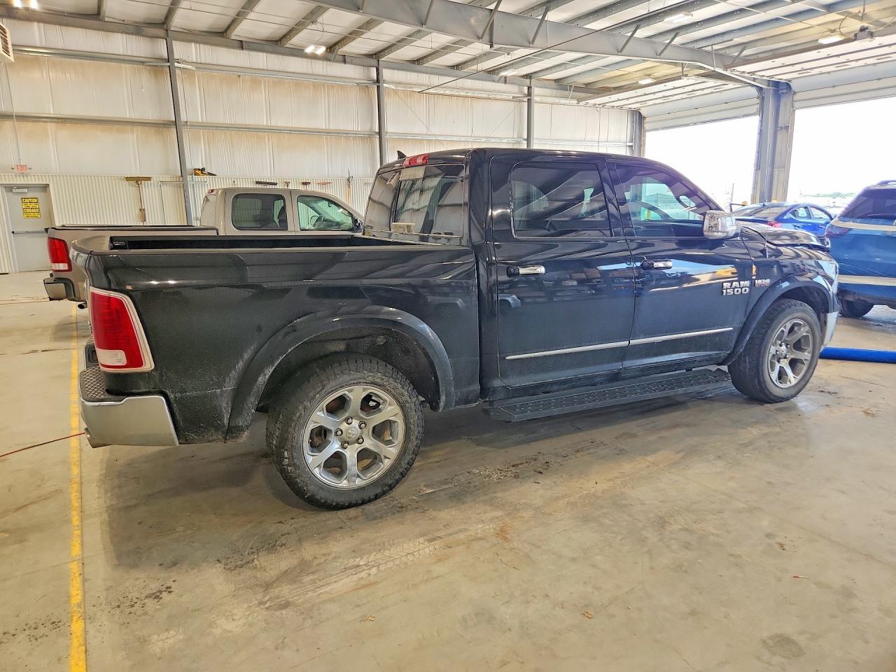 2015 Ram 1500 Laramie - Фото 3