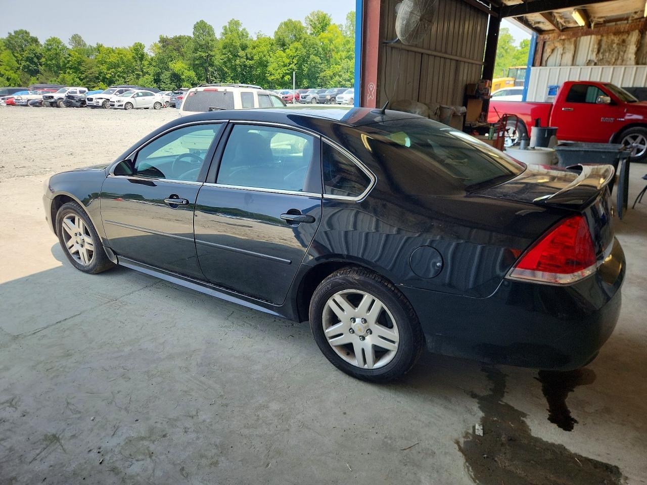 2011 Chevrolet Impala Lt - Image 2