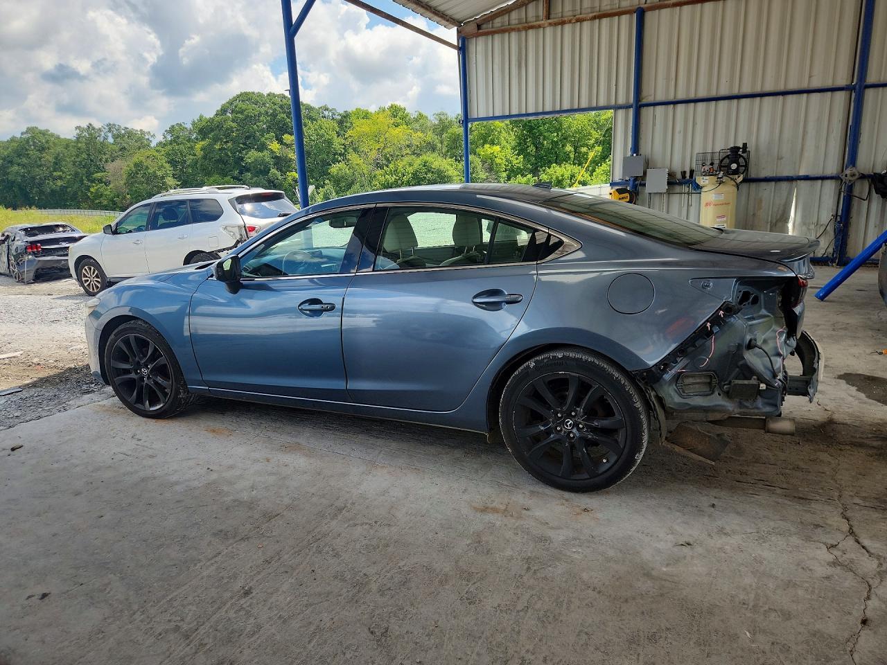 2016 Mazda 6 Grand Touring - Image 2